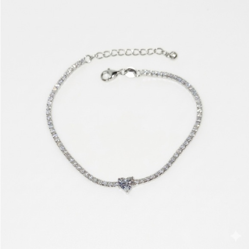 Silver Heart Bracelet - Picture 5 of 5